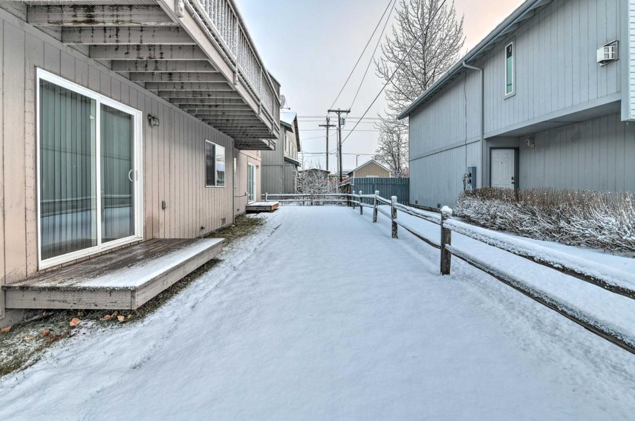 Cozy Anchorage Townhome Less Than Half Mile To Jewel Lake! Eksteriør bilde
